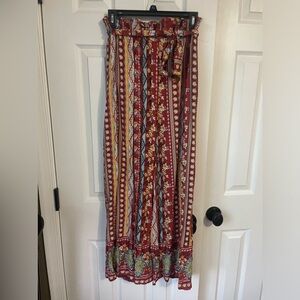 New Look Flowing Bohemian, Wide Leg, Printed Palazzo Pants With Matching Belt. M